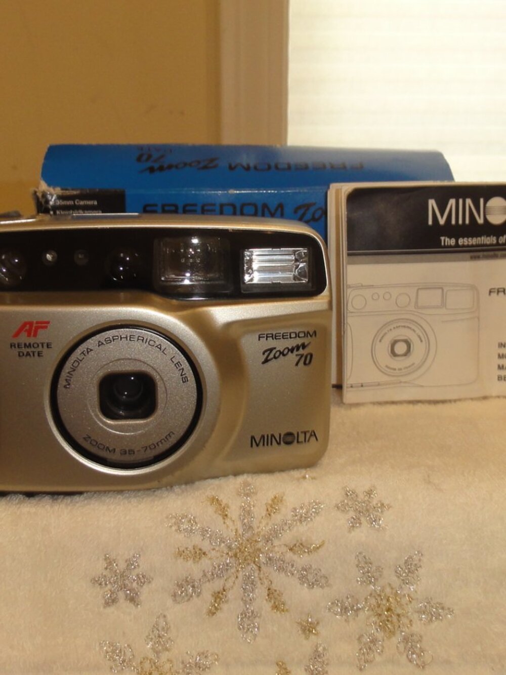 Minolta Freedom Zoom 70 Date 35mm Point and Shoot 35-70mm Lens— Tested Working
